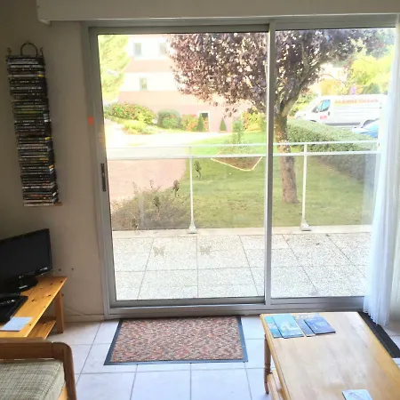 Porthos, 209 Boulevard De La Cote De Beaute