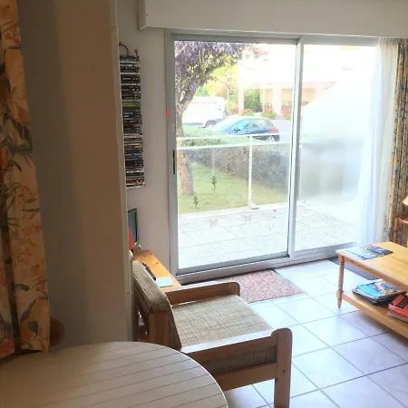 Apartman Porthos, 209 Boulevard De La Cote De Beaute Vaux-sur-Mer